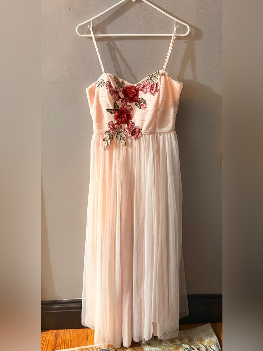 Pale Pink Floor Length Spaghetti Strap Dress with Flower Design size 7